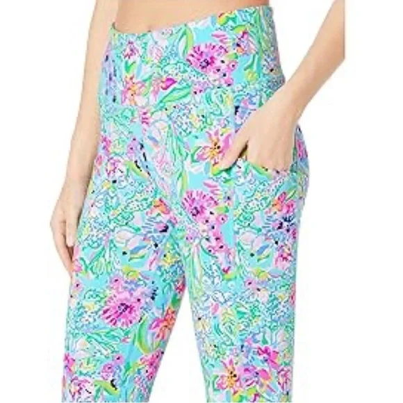 Lilly Pulitzer Leggings Tropical Floral in Aqua and Pink Sz/M - Picture 3 of 7
